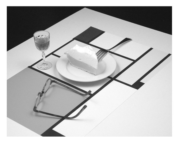 Mondrian, glasses and pie